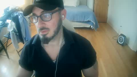 tuscan_taurus online show from 11-20-25, 02:06