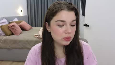 Ariana online show from 02-13-25, 09:27