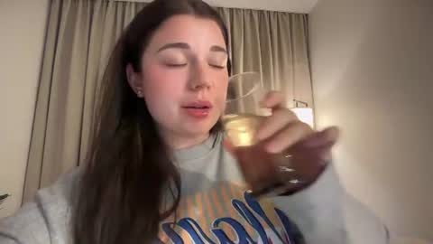 Ariana online show from 07-20-26, 08:11