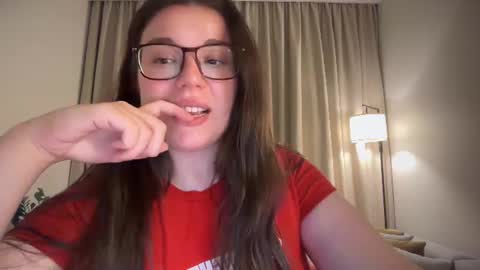 Ariana online show from 08-06-26, 07:49