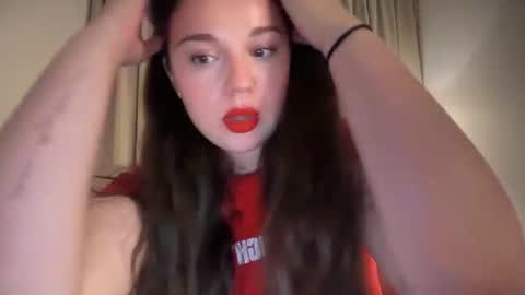 Ariana online show from 08-08-26, 05:48