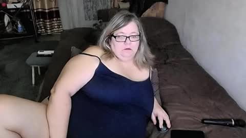 Lana online show from 12-16-25, 09:09