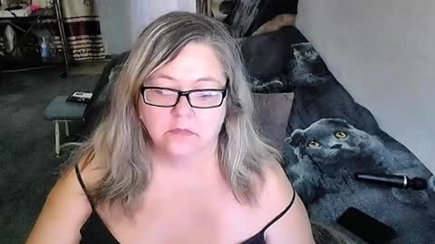 Lana online show from 01-14-26, 07:25