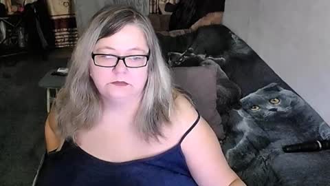 Lana online show from 02-26-26, 09:58