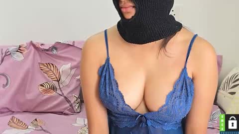 Snapshot of tvycas7 chatting on 09-12-25, 01:49 A M On vacation till 28th online show from 09-12-25, 01:49