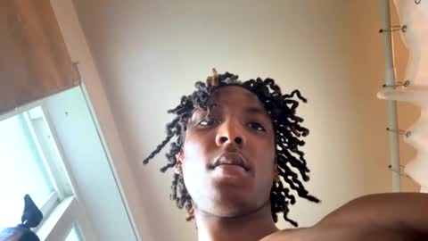 twan810 online show from 04-22-26, 01:56