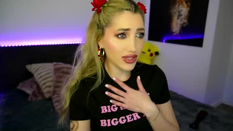 MayCarrey online show from 02-11-25, 09:35