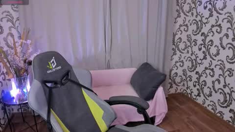 Angus online show from 12-03-25, 07:12