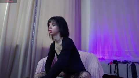 Twiggy online show from 06-21-26, 11:02