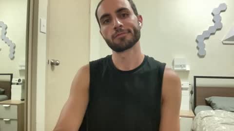 Snapshot of twikboy chatting on 02-08-25, 11:01 Twinkboy online show from 02-08-25, 11:01