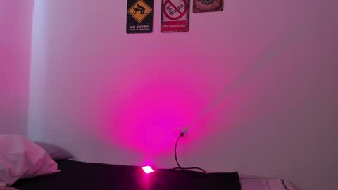 Eve  Lili online show from 04-18-26, 09:04