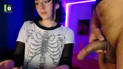 TwinFlamesXX online show from 03-11-25, 09:48