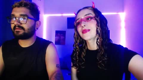 TwinFlamesXX online show from 09-11-25, 10:43