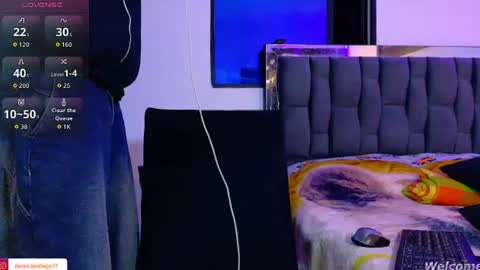 Snapshot of twink_daren chatting on 07-18-26, 02:27 Mr Daren online show from 07-18-26, 02:27