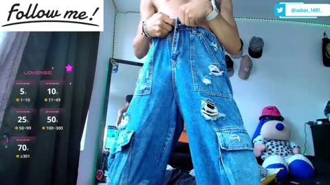 Snapshot of twink_sebas_ chatting on 12-04-24, 04:38 Bad boy sebastian online show from 12-04-24, 04:38