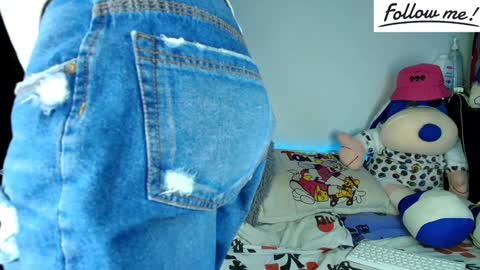 Snapshot of twink_sebas_ chatting on 12-12-24, 05:31 Bad boy sebastian online show from 12-12-24, 05:31