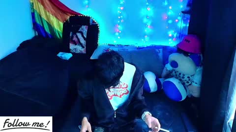 Snapshot of twink_sebas_ chatting on 12-29-24, 12:55 Bad boy sebastian online show from 12-29-24, 12:55