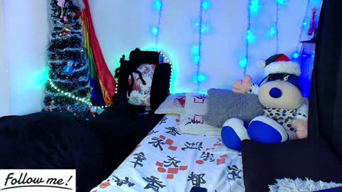 Snapshot of twink_sebas_ chatting on 12-31-24, 03:09 Bad boy sebastian online show from 12-31-24, 03:09