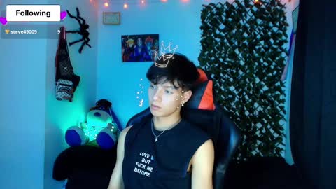 Snapshot of twink_sebas_ chatting on 02-11-25, 05:05 Bad boy sebastian online show from 02-11-25, 05:05