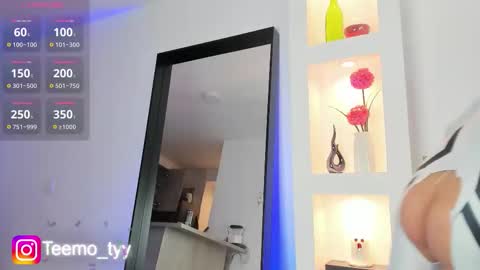 Snapshot of twink_teemo chatting on 09-21-25, 10:00 twink_teemo online show from 09-21-25, 10:00