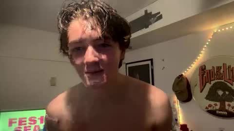 twinkboyboi69 online show from 04-27-26, 07:56