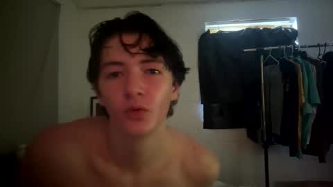 twinkboyboi69 online show from 05-15-26, 02:13