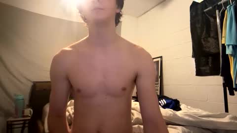 twinkboyboi69 online show from 05-17-26, 02:46