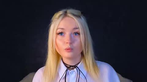 twinklefluff online show from 03-10-25, 04:38