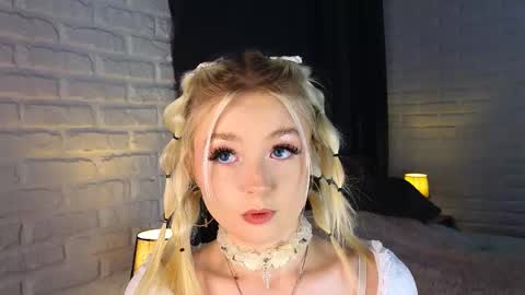 twinklefluff online show from 10-10-25, 04:06