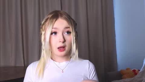 twinklefluff online show from 02-04-26, 05:13