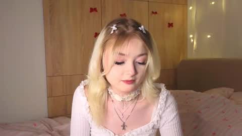 twinklefluff online show from 02-13-26, 04:14