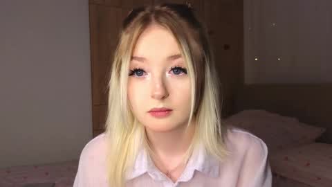 twinklefluff online show from 02-26-26, 04:28