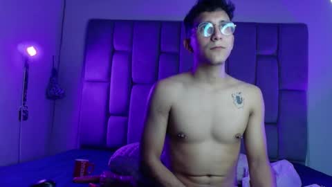 twinksecrets_ online show from 03-08-26, 12:09