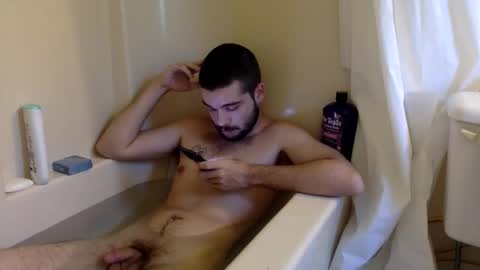 Snapshot of twinkybell chatting on 11-05-25, 07:47 twinkybell online show from 11-05-25, 07:47