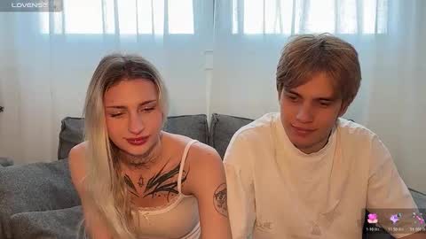 Molly and Nick online show from 01-10-26, 02:30