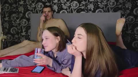 Ani  Isa  Joni online show from 02-14-26, 08:49