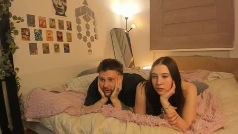 Snapshot of twoinframe chatting on 02-17-26, 02:57 twoinframe online show from 02-17-26, 02:57