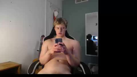 Snapshot of twunkaton chatting on 03-17-26, 05:05 twunkaton online show from 03-17-26, 05:05