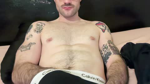 Snapshot of twunkymikey chatting on 01-25-25, 02:37 twunkymikey online show from 01-25-25, 02:37