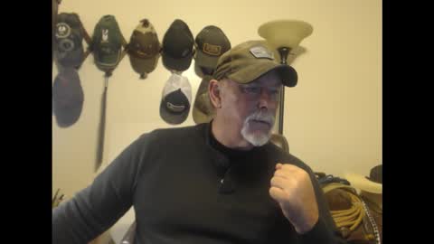 Snapshot of txlobo60 chatting on 03-08-26, 10:57 txlobo60 online show from 03-08-26, 10:57