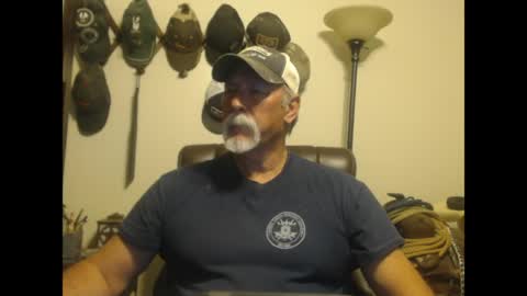 Snapshot of txlobo60 chatting on 03-17-26, 11:52 txlobo60 online show from 03-17-26, 11:52