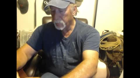 Snapshot of txlobo60 chatting on 04-26-26, 11:13 txlobo60 online show from 04-26-26, 11:13