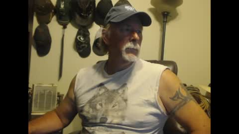 Snapshot of txlobo60 chatting on 04-27-26, 11:58 txlobo60 online show from 04-27-26, 11:58