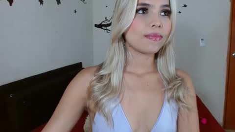 Snapshot of tyfanny19 chatting on 12-13-24, 06:38 tyfanny19 online show from 12-13-24, 06:38