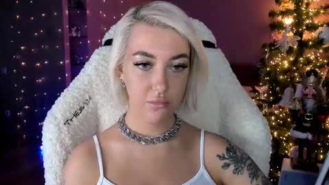 Miley online show from 12-29-24, 11:29