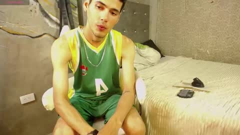 Snapshot of tyler_coopr chatting on 11-08-25, 04:23 tyler cooper online show from 11-08-25, 04:23