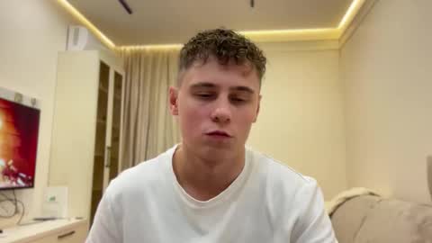 Snapshot of tyler_garrner chatting on 11-12-25, 05:13 tyler_garrner online show from 11-12-25, 05:13