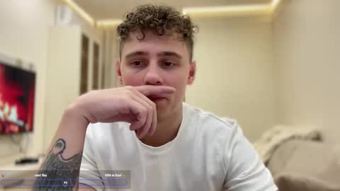 Snapshot of tyler_garrner chatting on 11-24-25, 04:29 tyler_garrner online show from 11-24-25, 04:29