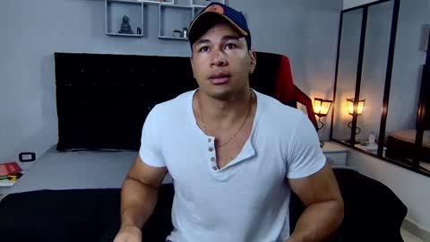 Snapshot of tyler_hank1 chatting on 01-27-25, 11:22 tyler_hank1 online show from 01-27-25, 11:22