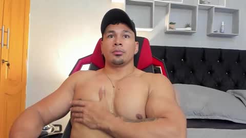 tyler_hank1 online show from 03-24-26, 06:35